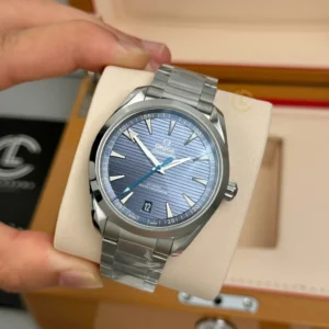 Alternative view of Omega Seamaster Aqua-Terra 220.10.41.21.03.001 41mm Blue Dial Steel – VIP Version
