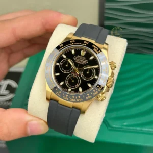 Rolex Cosmograph Daytona 116518LN-0043 40mm Black Dial Yellow Gold – VIP Version - Görsel 3
