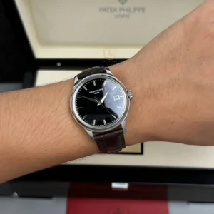 Patek Philippe Calatrava 5227G-001 39mm Black Dial Steel – VIP Version - Görsel 4