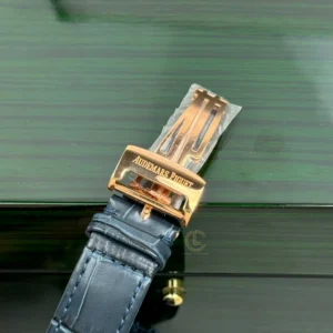 Audemars Piguet Royal Oak 15510OR Yellow Gold 41mm Blue Dial – VIP Version - Görsel 7