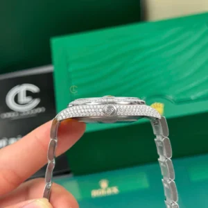 Rolex Datejust 41mm Insex Ruby Full Moissanite Hongkong – Customize Diamod - Görsel 6