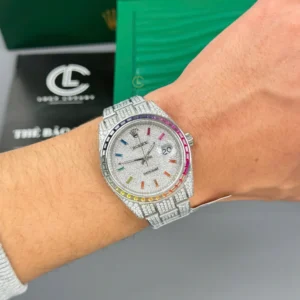Rolex Datejust 41mm Benzel Ruby Full Moissanite Hongkong – Customize Diamod - Görsel 4