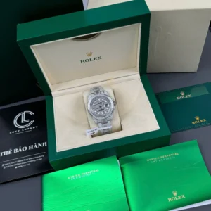 Rolex GMT – Master II 40mm Custom Full Moissanite Baguette HongKong – Customize Diamod - Görsel 12