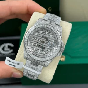 Rolex GMT – Master II 40mm Custom Full Moissanite Baguette HongKong – Customize Diamod - Görsel 5