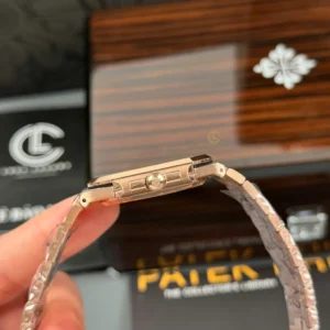 Patek Philippe Cubitus 5821/1AR-001 45mm Chocolate Dial Rose Gold – VIP Version - Görsel 8