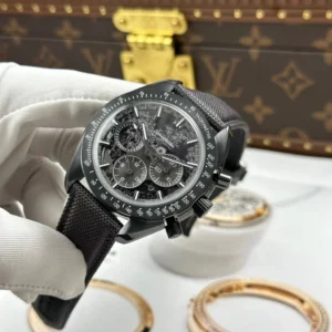 Omega Speedmaster 310.92.44.50.06.001 Dark Side of the Moon Watch 44.25mm – VIP Version - Görsel 5