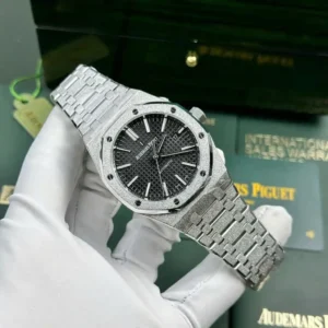 Audemars Piguet Royal Oak Frosted Gold 41mm Black – VIP Version - Görsel 5