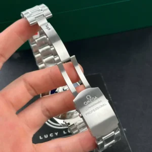 Omega Speedmaster Apollo 13 Silver Snoopy 311.32.42.30.04.003 42mm – VIP Version - Görsel 9
