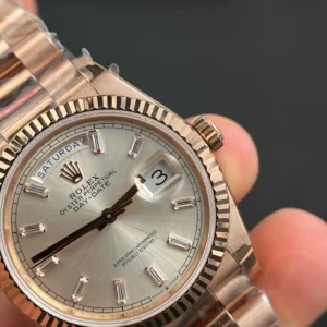 Rolex Day Date Rolex M128235-0087 Silver Dial 36mm – VIP Version - Görsel 6
