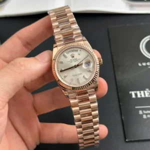 Rolex Day Date Rolex M128235-0087 Silver Dial 36mm – VIP Version - Görsel 4