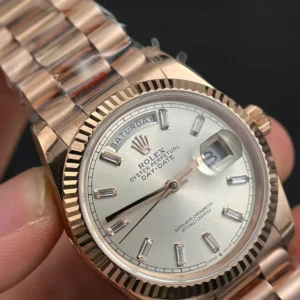 Rolex Day Date Rolex M128235-0087 Silver Dial 36mm – VIP Version - Görsel 7