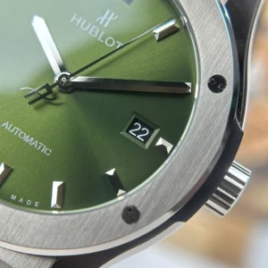 Hublot Classic Fusion Titanium Green 542.NX.8970.LR 42mm – VIP Version - Görsel 7