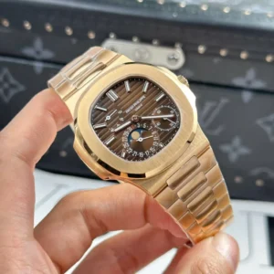 Patek Philippe Nautilus 5712/1R – 001 Chocolate Dial V3-2025 – VIP Version - Görsel 3