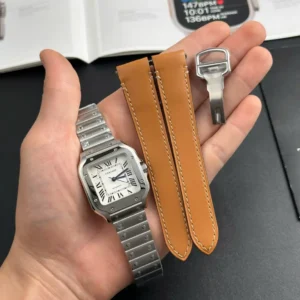 Alternative view of Cartier Santos De Cartier Medium WSSA0029 35.5mm – VIP Version