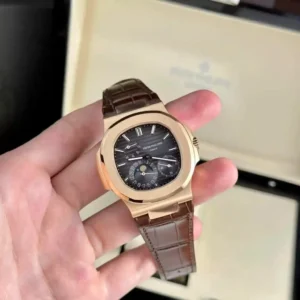 Alternative view of Patek Philippe Nautilus 5712/1R – 001 Grey Dial V3-2025 – VIP Version