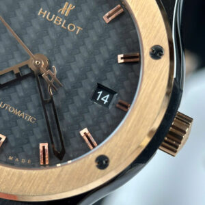 Hublot Classic Fusion Ceramic Carbon Dial King Gold JJZ 42mm Base – VIP Version - Görsel 5
