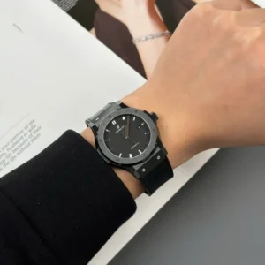 Hublot Classic Fusion Black Magic 542.CM.1171.RX 42mm – VIP Version - Görsel 5