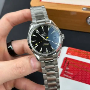 Alternative view of Omega Seamaster Aqua Terra 231.10.42.21.01.002 41mm – VIP Version