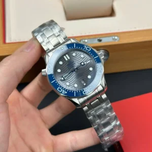 Omega Seamaster CO‑AXIAL 210.30.42.20.06.001 42mm – VIP Version - Görsel 4