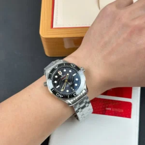 Omega Seamaster Diver 300M James Bond 210.22.42.20.01.004 42mm – VIP Version - Görsel 7