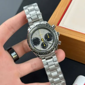 Alternative view of Omega Speedmaster Racing 326.30.40.50.06.001 40mm – VIP Version