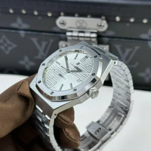 Audemars Piguet Royal Oak Date 15400ST.OO.1220ST.02 41mm – VIP Version - Görsel 6