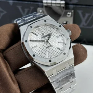 Audemars Piguet Royal Oak Date 15400ST.OO.1220ST.02 41mm – VIP Version - Görsel 4