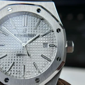 Audemars Piguet Royal Oak Date 15400ST.OO.1220ST.02 41mm – VIP Version - Görsel 9
