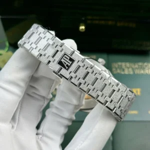 Audemars Piguet Royal Oak Frosted Gold 15410BC.GG.1224BC.01 41mm – VIP Version - Görsel 5