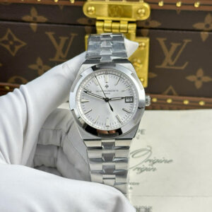 Alternative view of Vacheron Constantin Overseas 4500v/110a-B126 41mm – VIP Version