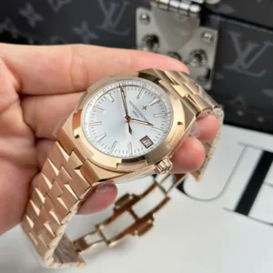 Alternative view of Vacheron Constantin Overseas 4500V/000R-B127 41mm – VIP Version