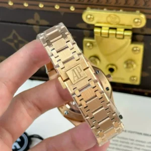 Audemars Piguet Royal Oak “Jumbo” Extra-Thin 16202OR.OO.1240OR.01 – VIP Version - Görsel 8