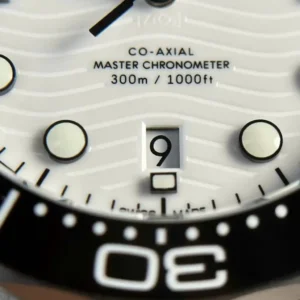 Omega Seamaster Diver 300M Co‑Axial Master Chronometer 210.30.42.20.04.001 42mm – VIP Version - Görsel 6