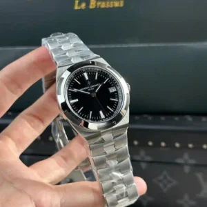 Alternative view of Vacheron Constantin Overseas 4500v/110a-B483 41mm – VIP Version