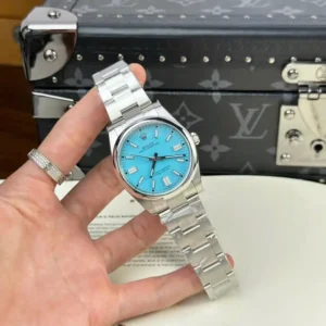 Alternative view of Rolex Oyster Perpetual M124300-0006 41mm – VIP Version