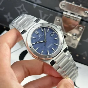IWC Ingenieur IW328907 Gets a Classic Blue Dial 40mm – VIP Version - Görsel 5