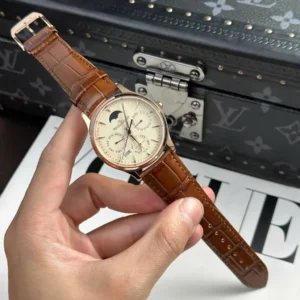 Alternative view of Jaeger-LeCoultre Master Ultra Thin Perpetual Calendar Q1142510 39mm – VIP Version
