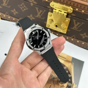 Alternative view of Hublot Classic Fusion Orlinski Alternative Pavé 40mm – VIP VERSION