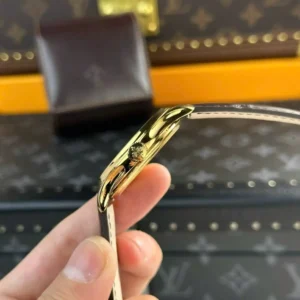 Patek Philippe Calatrava 5227J-001 Yellow Gold Date Sweep Seconds 39mm – VIP Version - Görsel 6