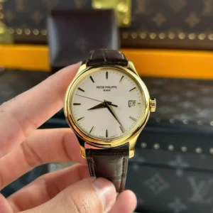 Patek Philippe Calatrava 5227J-001 Yellow Gold Date Sweep Seconds 39mm – VIP Version - Görsel 4