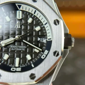 Audemars Piguet Royal Oak Offshore Diver 15720ST 42mm Grey Dial – VIP Version - Görsel 6