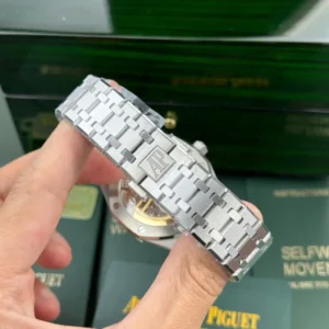 Audemars Piguet Royal Oak 15500ST.OO.1220ST.03 41mm – VIP Version - Görsel 9