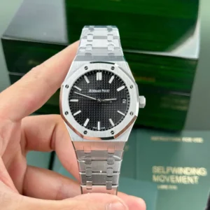 Alternative view of Audemars Piguet Royal Oak 15500ST.OO.1220ST.03 41mm – VIP Version