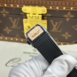 Hublot Spirit Of Big Bang King Gold Ceramic 642.OM.0180.RX 42mm – VIP Version - Görsel 8