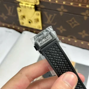 Hublot Big Bang 20th Anniversary All Black 43mm 431.CI.1340.RX – VIP Version - Görsel 10