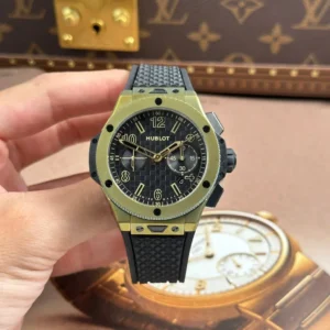 Hublot Big Bang 20th Anniversary Red Magic Watch 431.CF.1313.RX 43mm – VIP Version - Görsel 3