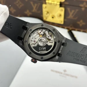 Audemars Piguet Royal Oak 15500 DiW Voidline Carbon 41mm orange color – VIP Version - Görsel 9