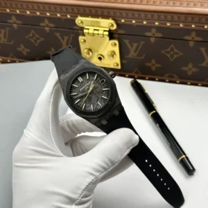 Alternative view of Audemars Piguet Royal Oak 15500 DiW Voidline Spyder Carbon 41mm – VIP Version