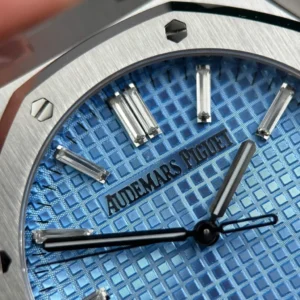 Royal Oak Selfwinding Special Edition 15510BC.OO.1320BC.02 41mm – VIP Version - Görsel 4