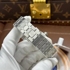 Audemars Piguet Royal Oak Perpetual Calendar 26615Ti limited edition Salmon dial 41mm – VIP Version - Görsel 8